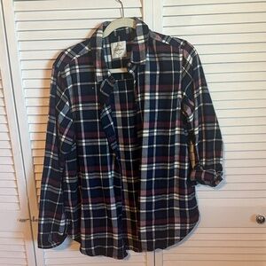 Purple plaid flannel shirt with pockets